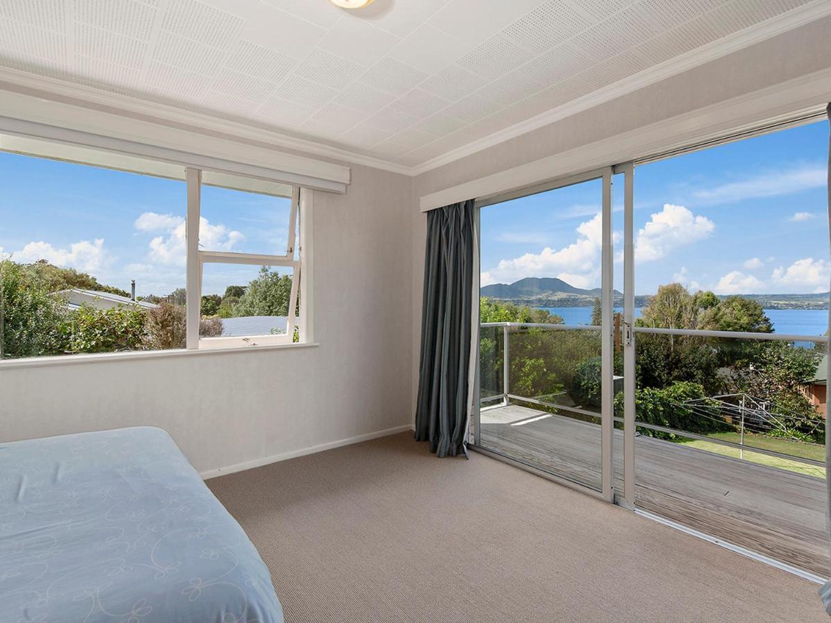 Lofty Lakeviews - Acacia Bay Holiday Home Taupo Dış mekan fotoğraf